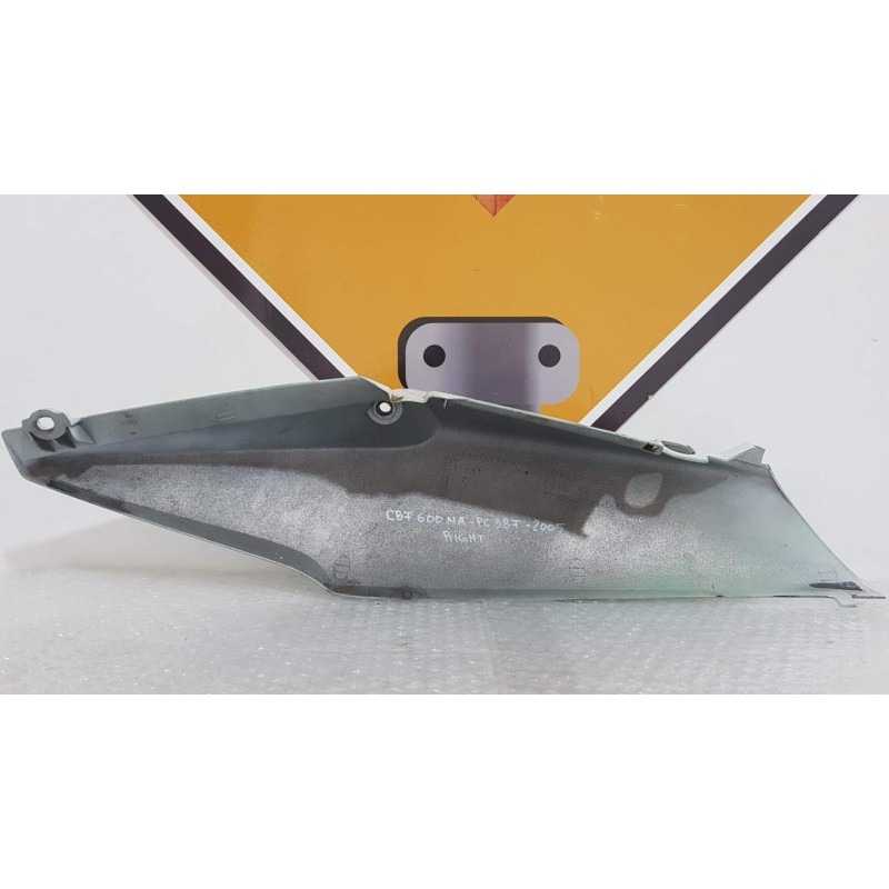 Carena Dreapta Codita Honda CBF 600 NA - HORNET - PC 38F - 2005 
