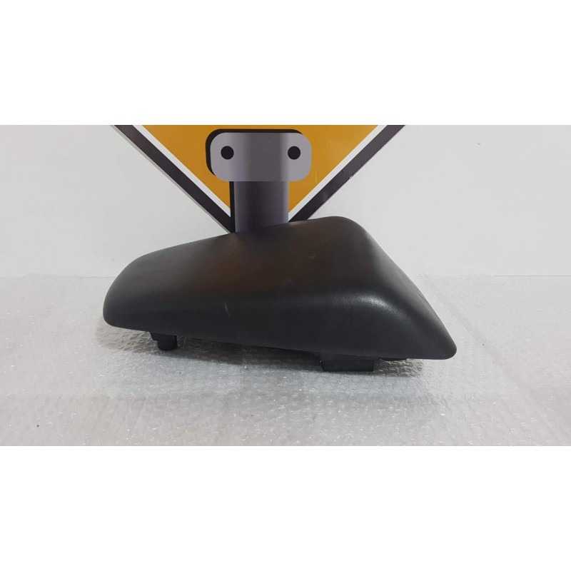 Rear Seat Honda CBF 600 NA - HORNET - PC 38F - 2005 
