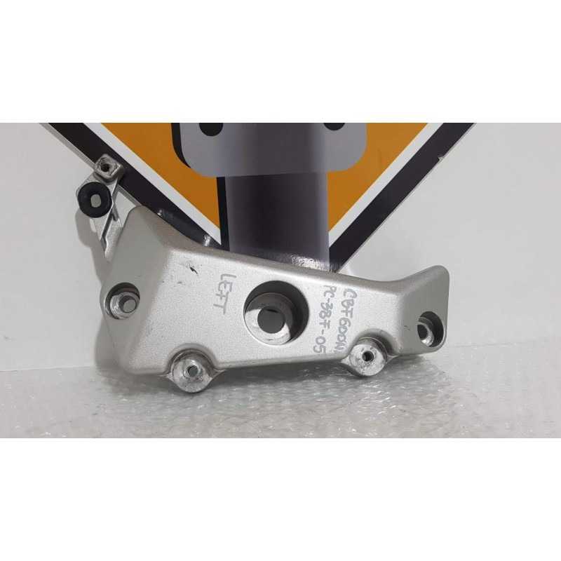 Left Footrest Holder Honda CBF 600 NA - HORNET - PC 38F - 2005 