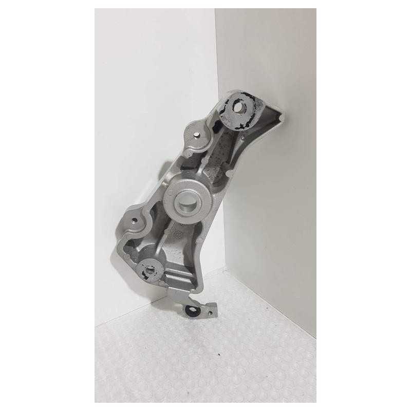 Left Footrest Holder Honda CBF 600 NA - HORNET - PC 38F - 2005 