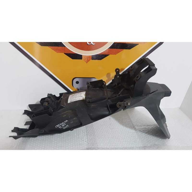 Rear Fender Honda CBF 600 NA - HORNET - PC 38F - 2005 