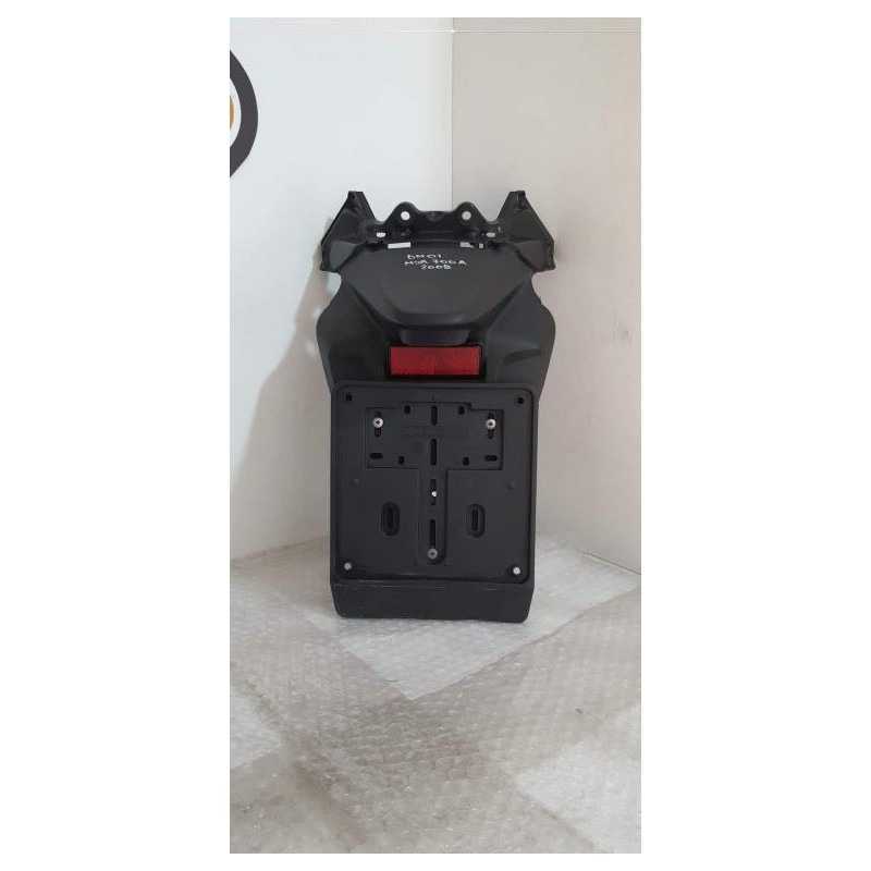 Rear Fender & Illuminator Plate Honda DN 01 - NSA 700A - 2008 