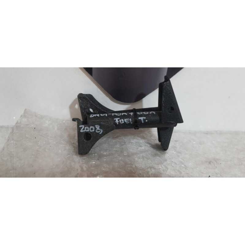 Suport Prindere Rezervor Honda DN 01 - NSA 700A - 2008 