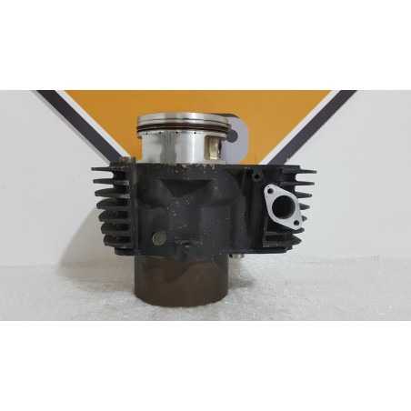 Rear Cylinder & Piston Kawasaki Vulcan VN 1500 - Classic -1996 