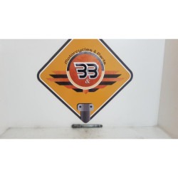 Front Wheel Spindle Axle Yamaha YZF 750 - 1996 