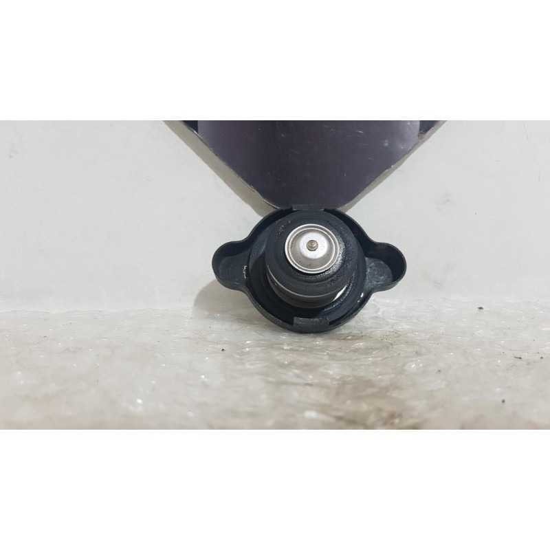 Radiator Cap Yamaha YZF 600 - R6 - 2001 