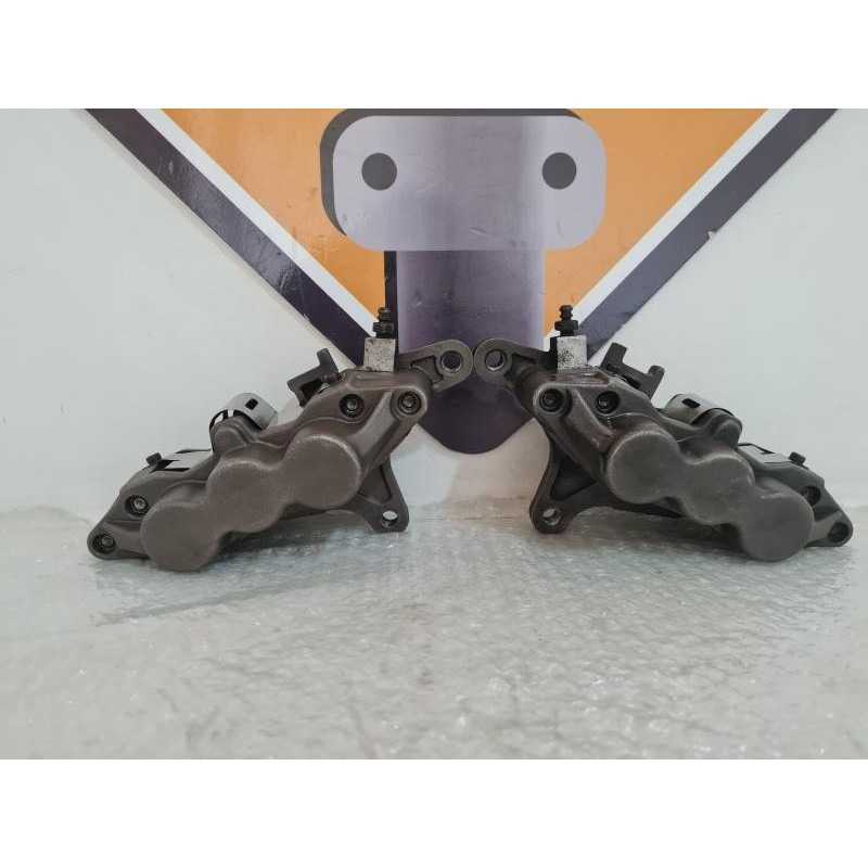 Front Brake Calipers Kawasaki Ninja ZX9R - 2002 