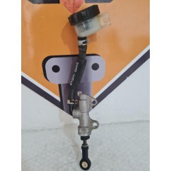Rear Brake Master Cylinder Kawasaki Ninja ZX9R - 2002 2