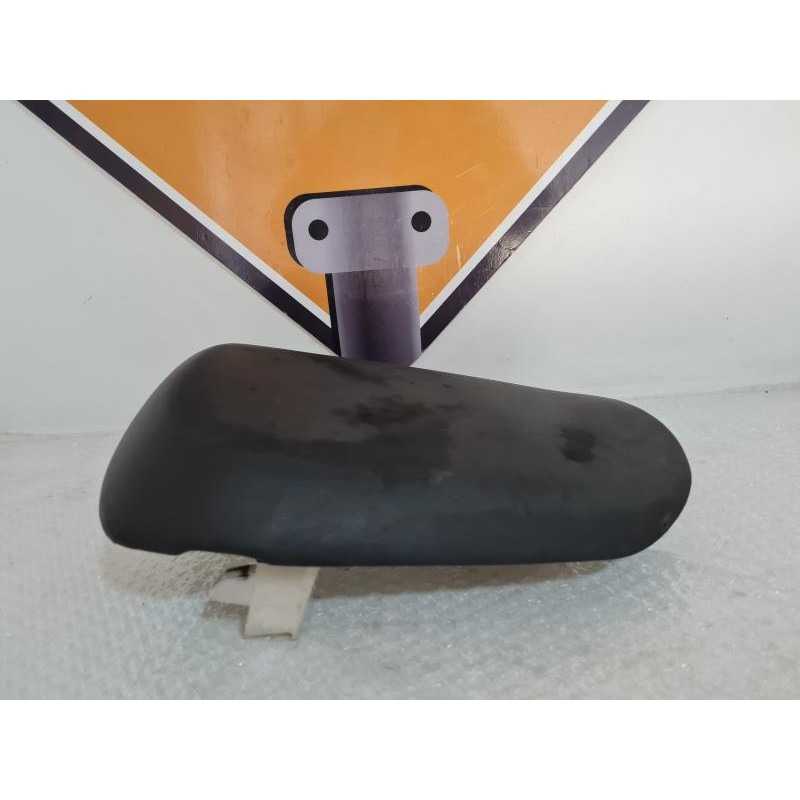 Rear Seat Kawasaki Ninja ZX9R - 2002 