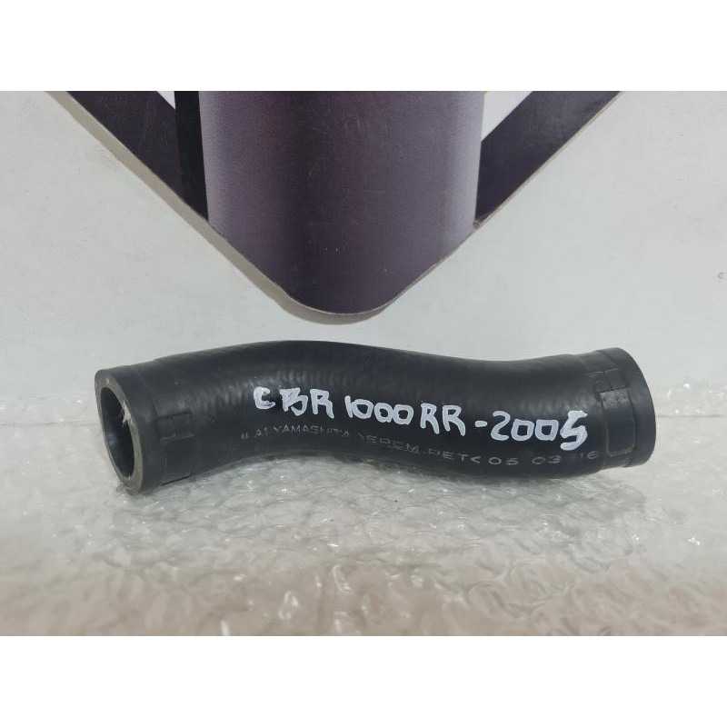 Conducta Apa Honda CBR 1000rr - SC 57 - 2005 