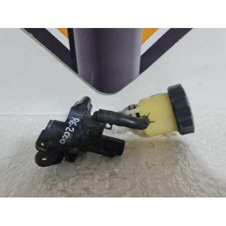 Front Brake Master Cylinder & Sensor Yamaha YZF 600 - R6 - 2000 