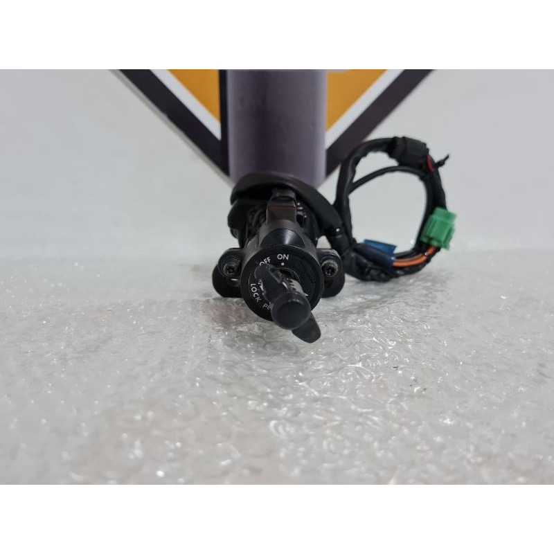 Ignition & Key Suzuki GSXR 1000 - K6 - 2006 