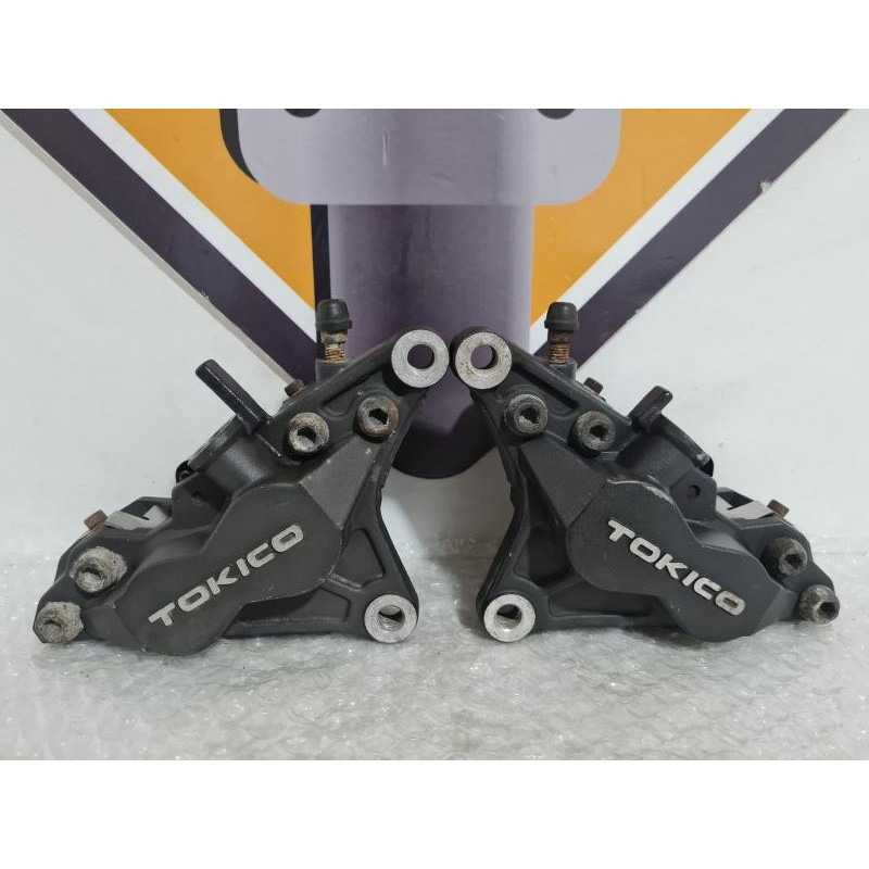 Front Brake Calipers Suzuki GSXR 600 - SRAD - 2000 