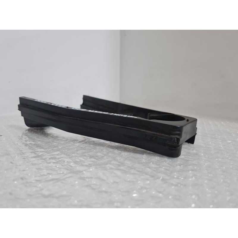Chain Slide Rail Suzuki GSXR 600 - SRAD - 2000 