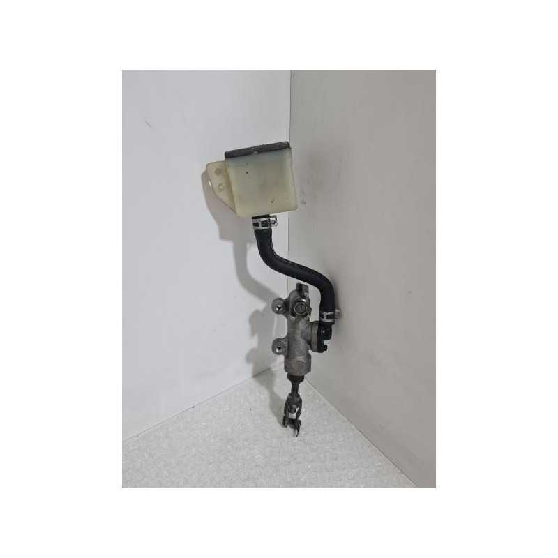 Rear Brake Master Cylinder Suzuki GSXR 600 - SRAD - 2000 
