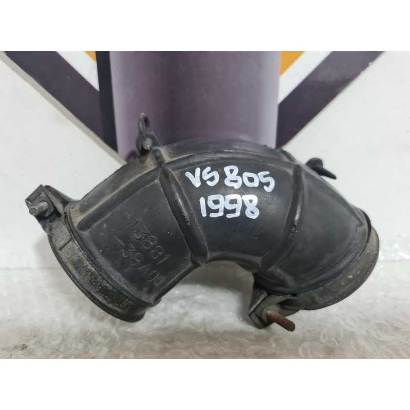 Front Air Cleaner Outlet Suzuki Intruder - VS 805 - 1998 