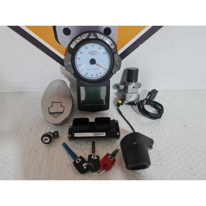 ECU & Keys & Ignition & Dashboard Ducati 749 S - 2004 