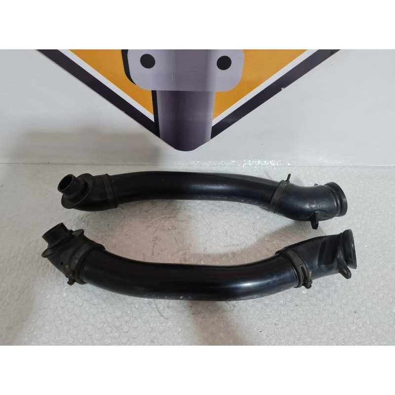 Left & Right Air Tubes Yamaha FZR 600 - 1990 