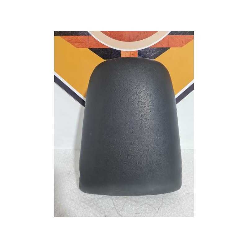 Rear Seat Honda 929 - SC 44 - 2001 