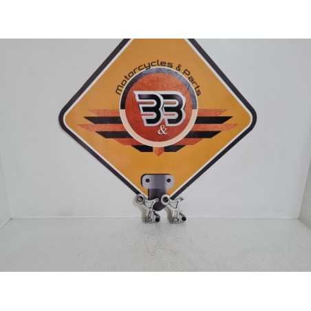 Rear Brake Caliper Bracket Honda 929 - SC 44 - 2001 