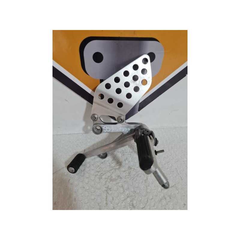 Pedal Playing Front Left Honda 954 - SC 50 - 2003 