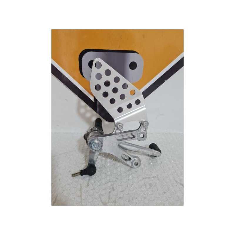 Pedal Playing Front Left Honda 954 - SC 50 - 2003 