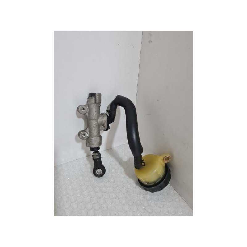 Rear Brake Master Cylinder Honda 954 - SC 50 - 2003 