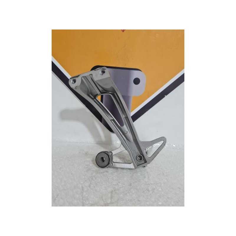 Pedal Playing Rear Right Yamaha FAZER - FZ 1 - 2008 