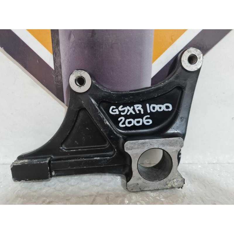 Rear Brake Caliper Bracket Suzuki GSXR 1000 - K6 - 2006 