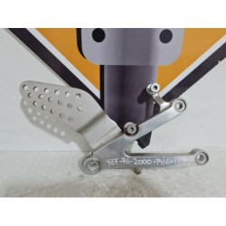 Suport Scarita Dreapta Pilot Yamaha YZF R1 - RN 01 - 2000 2