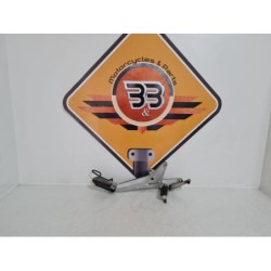 Right Footpegs & Bracket Honda CB 900 - Hornet - 2003 