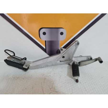 Right Footpegs & Bracket Honda CB 900 - Hornet - 2003 