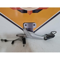 Left Footpegs & Bracket Honda CB 900 - Hornet - 2003 2