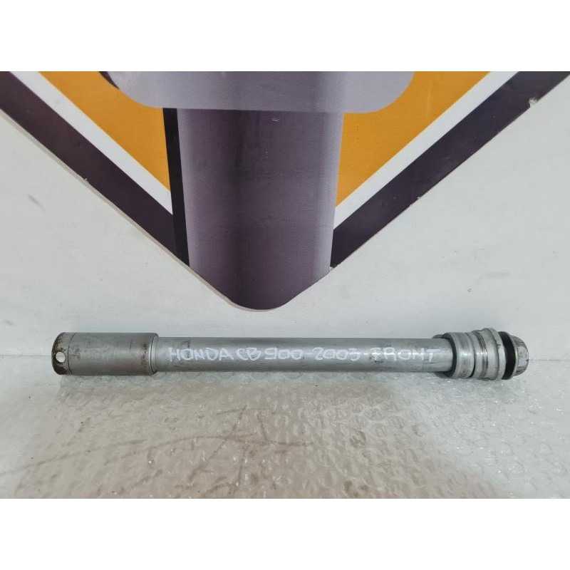 Front Wheel Spindle Axle Honda CB 900 - Hornet - 2003 