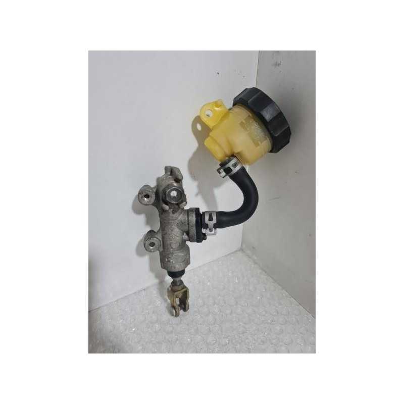 Rear Brake Master Cylinder Suzuki GSXF 750 - KATANA - 2003 