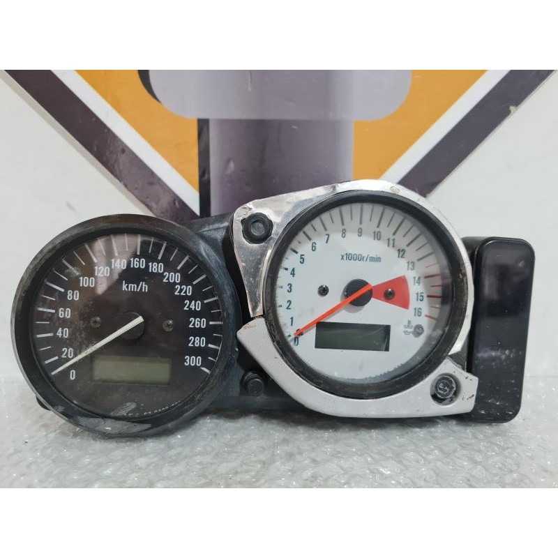 Bord Suzuki GSXR 750 - SRAD - 1999 
