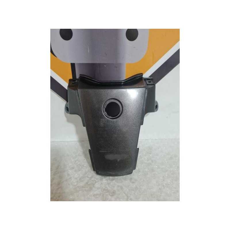 Central Frame Cover Honda CBR 900 RR - SC 33 A - 1999 