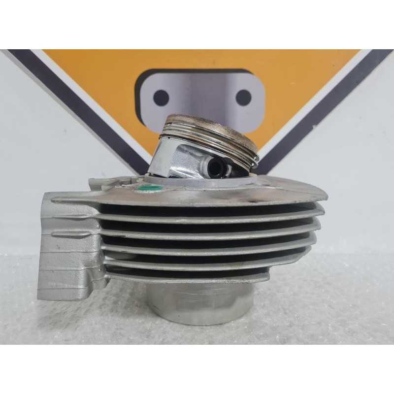 Vertical Cylinder & Piston Ducati Monster 600 - 2000 