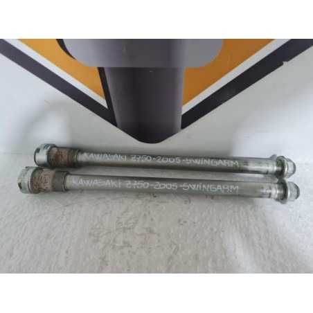 Swingarm Axle Kawasaki Z 750 - 2005 