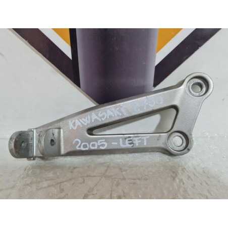 Rear Left Footpeg Bracket Kawasaki Z 750 - 2005 
