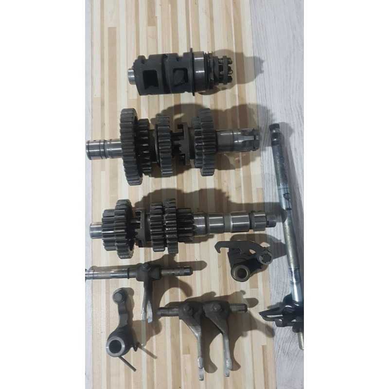Gearbox Yamaha Virago XV 125 - 5AJ - 1998 