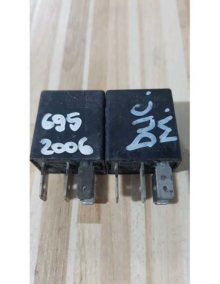 Relay Ducati Monster 695 - 2006 