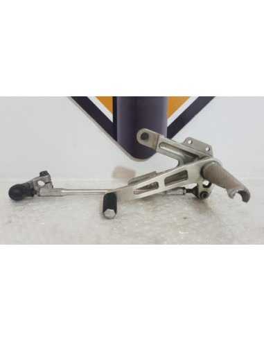 Front Left Holder Footrest Honda CBR 600 - F4i - PC 35 - 2001 