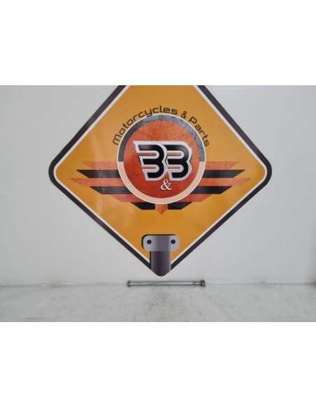 Swingarm Axle Kawasaki KZ 550C - 1981 