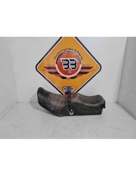 Seat Kawasaki KZ 550C - 1981 