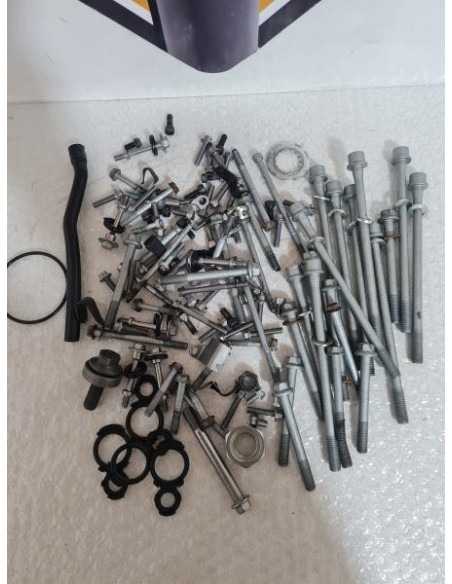 Egine Screws Kawasaki Z 750 - 2010 