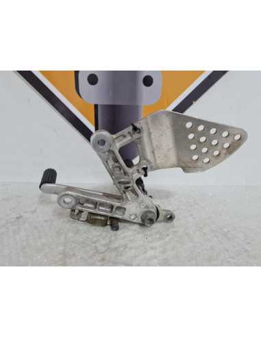 Front Right Pedal Playing Honda CBR 900 RR SC 33 A 1999, 50600MASE00 50660KV3700 50607MASE00