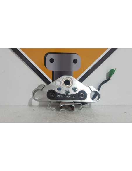 Top Fork Yoke Honda Shadow VT 600 1995, 53300MR1760