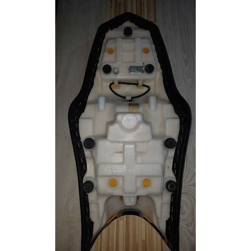 Seat Yamaha XJ 6 N - ABS - 2009 