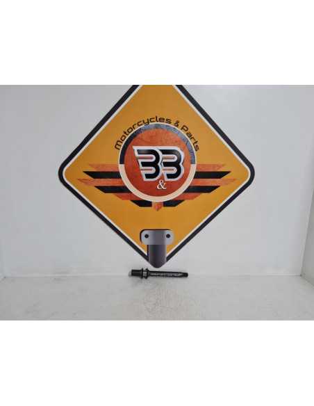 Ax Roata Fata Yamaha YZF R1 RN 01 2000, 4XV251811000